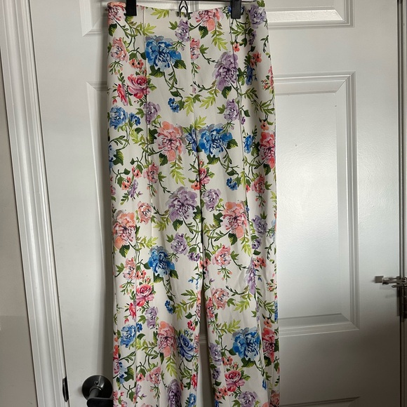 Alice + Olivia White Floral Matching Set - Picture 3 of 5